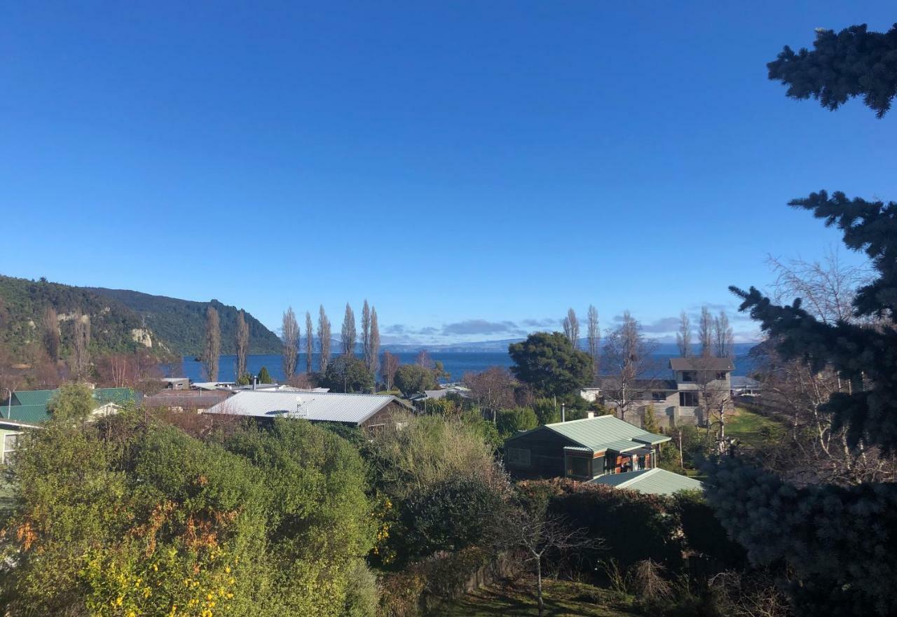 Kinloch Lakeview Lodge - Taupo Luaran gambar